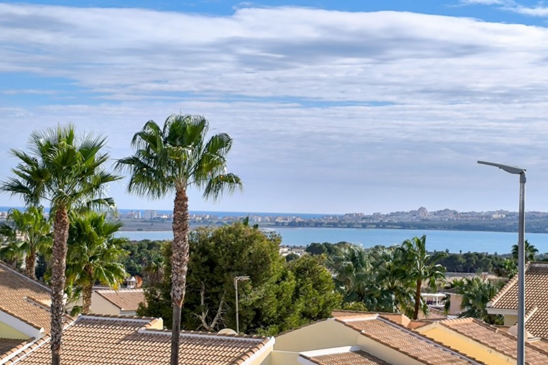 Resale - Townhouse -
Ciudad Quesada - La Fiesta