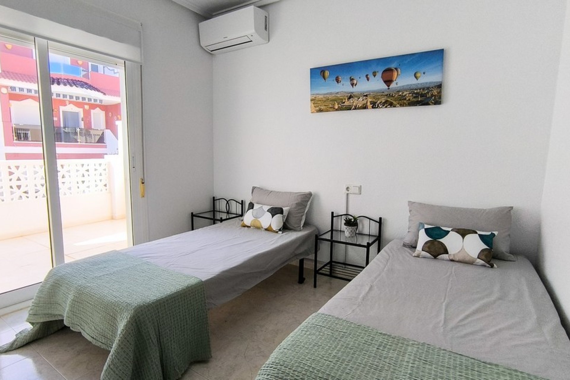 Resale - Townhouse -
Ciudad Quesada - La Fiesta