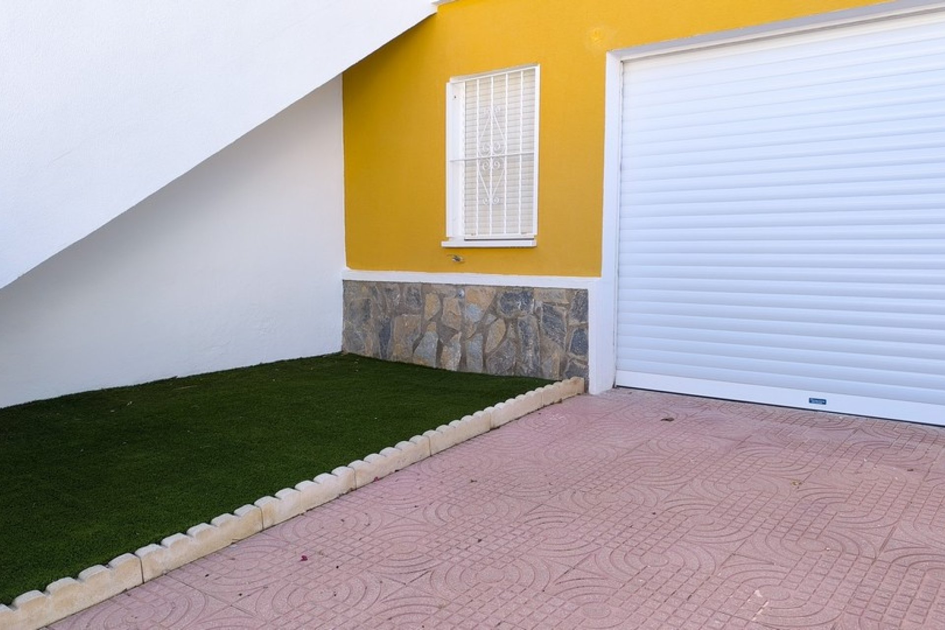 Resale - Townhouse -
Ciudad Quesada - La Fiesta