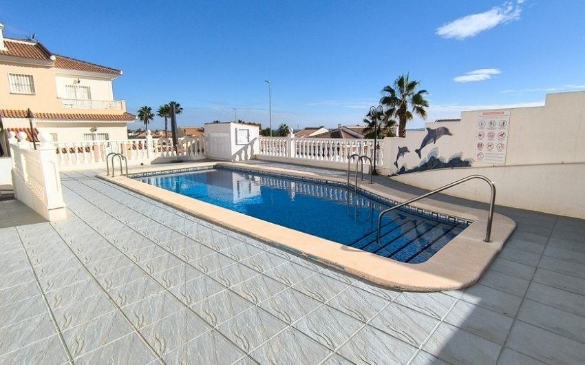 Resale - Townhouse -
Ciudad Quesada - La Fiesta