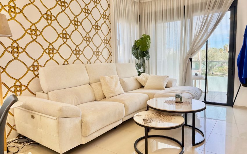 Resale - Townhouse -
Ciudad Quesada - Lo Marabú