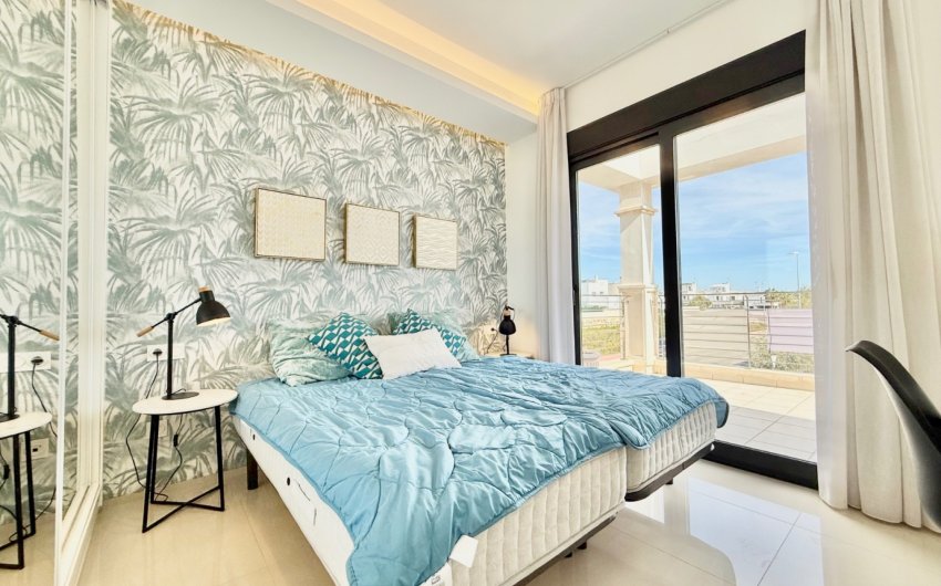 Resale - Townhouse -
Ciudad Quesada - Lo Marabú