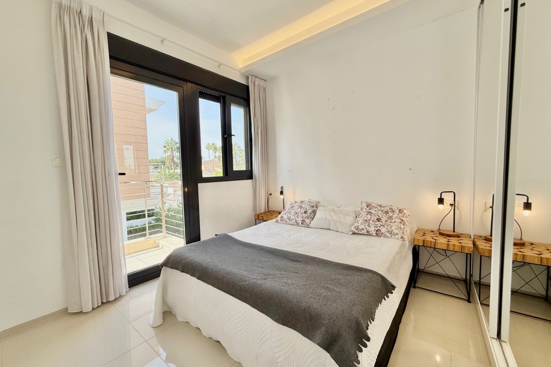 Resale - Townhouse -
Ciudad Quesada - Lo Marabú