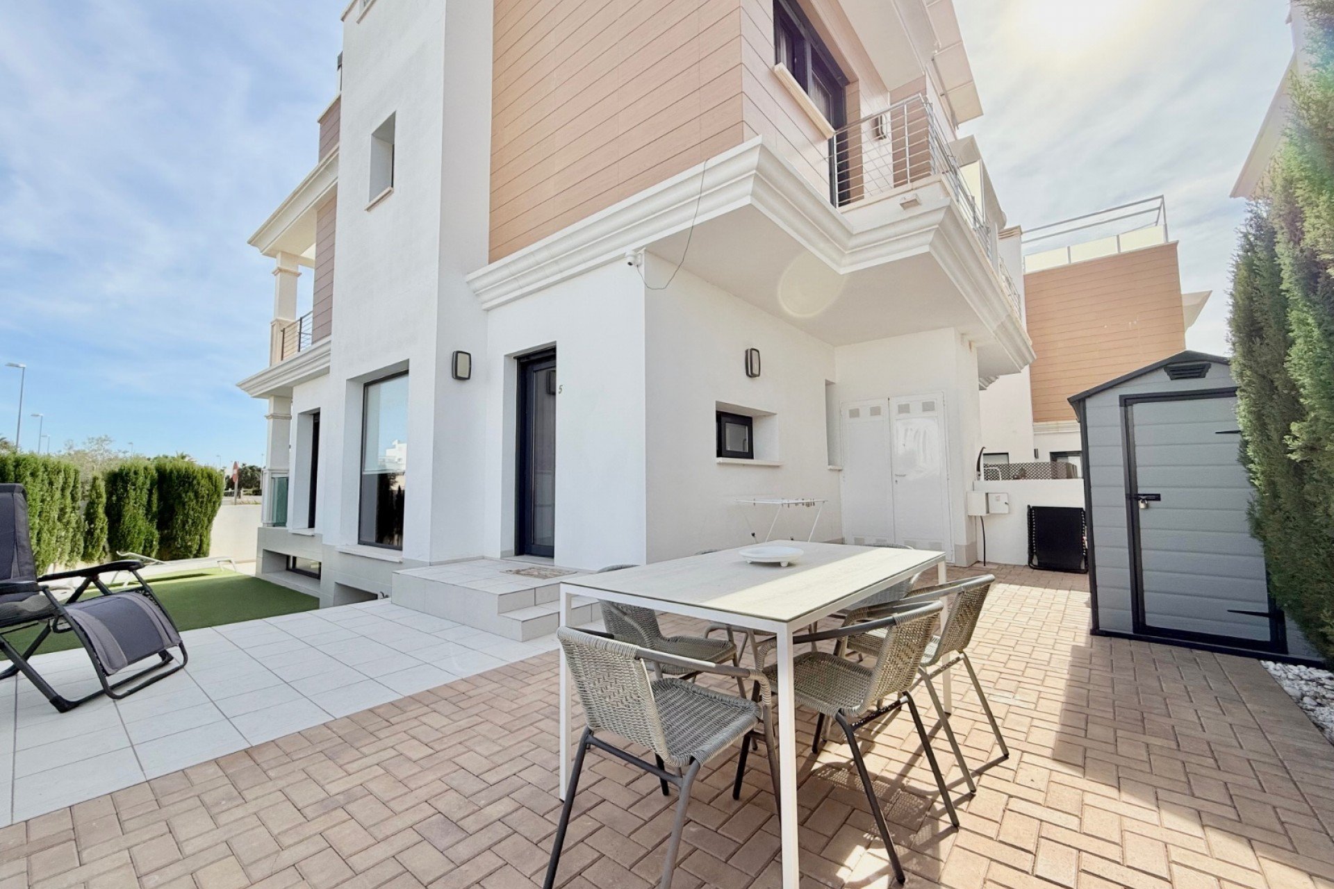 Resale - Townhouse -
Ciudad Quesada - Lo Marabú