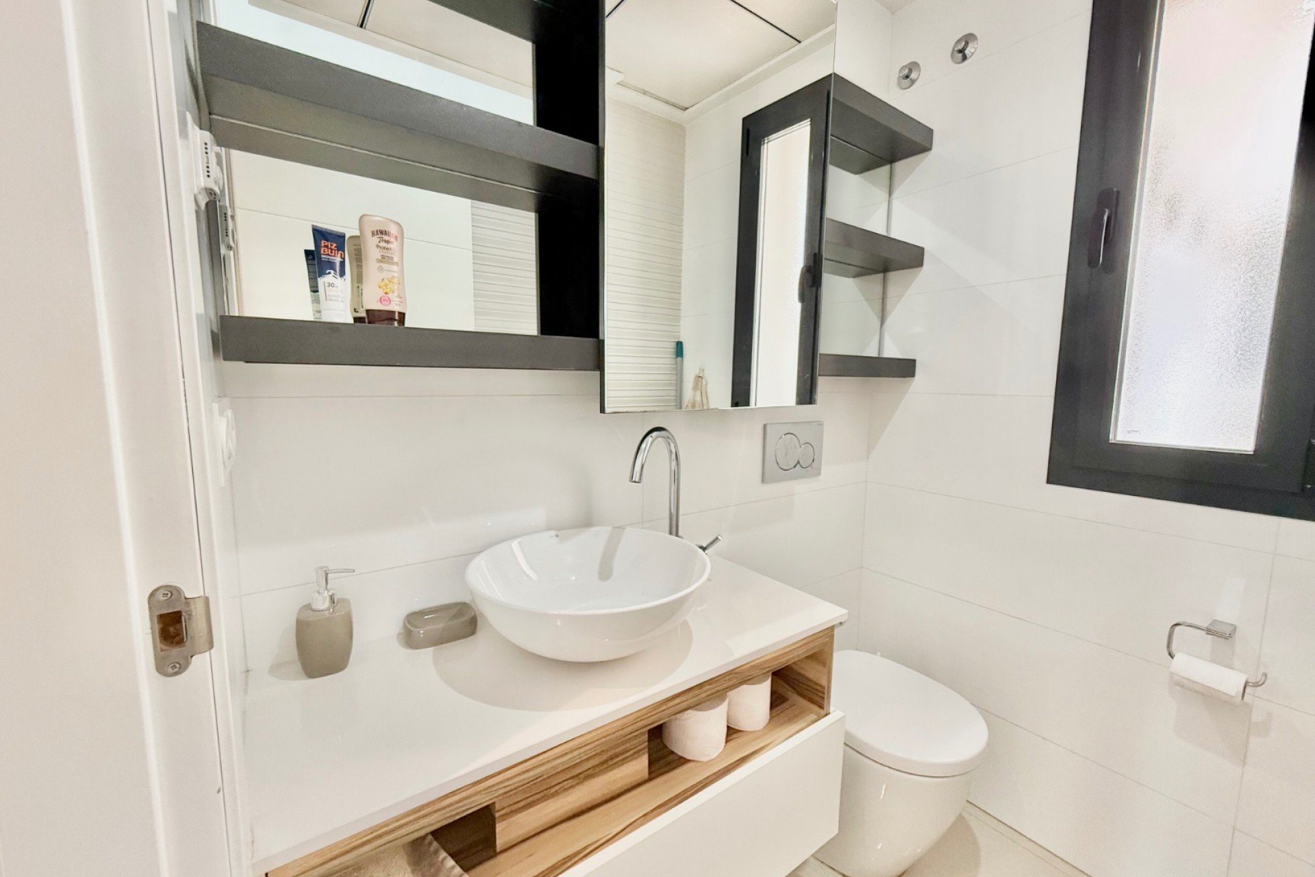 Resale - Townhouse -
Ciudad Quesada - Lo Marabú