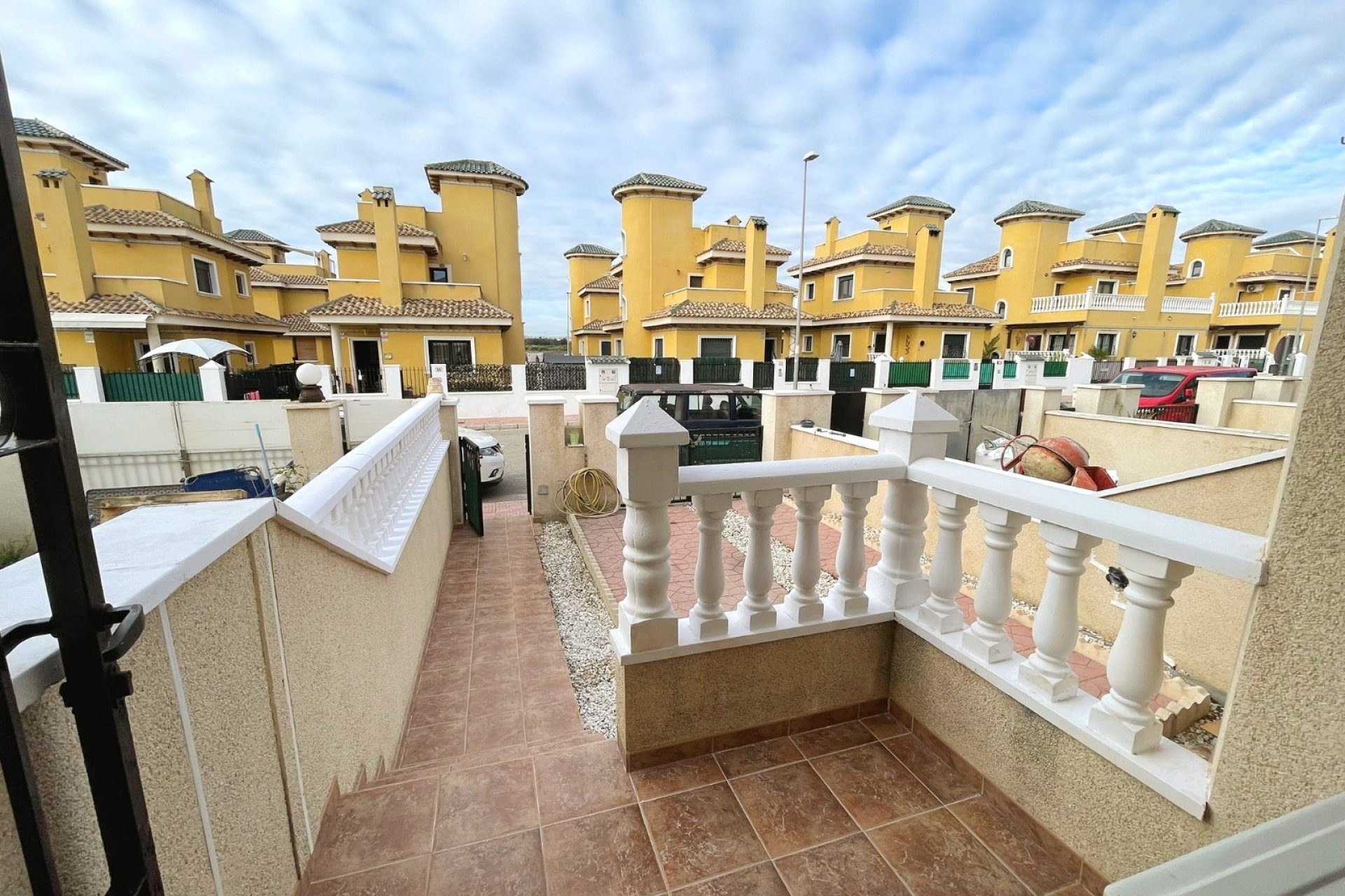 Resale - Townhouse -
Ciudad Quesada - Lo Marabú