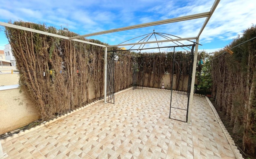 Resale - Townhouse -
Ciudad Quesada - Lo Marabú