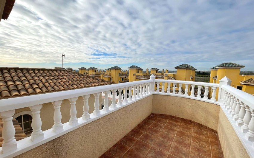 Resale - Townhouse -
Ciudad Quesada - Lo Marabú