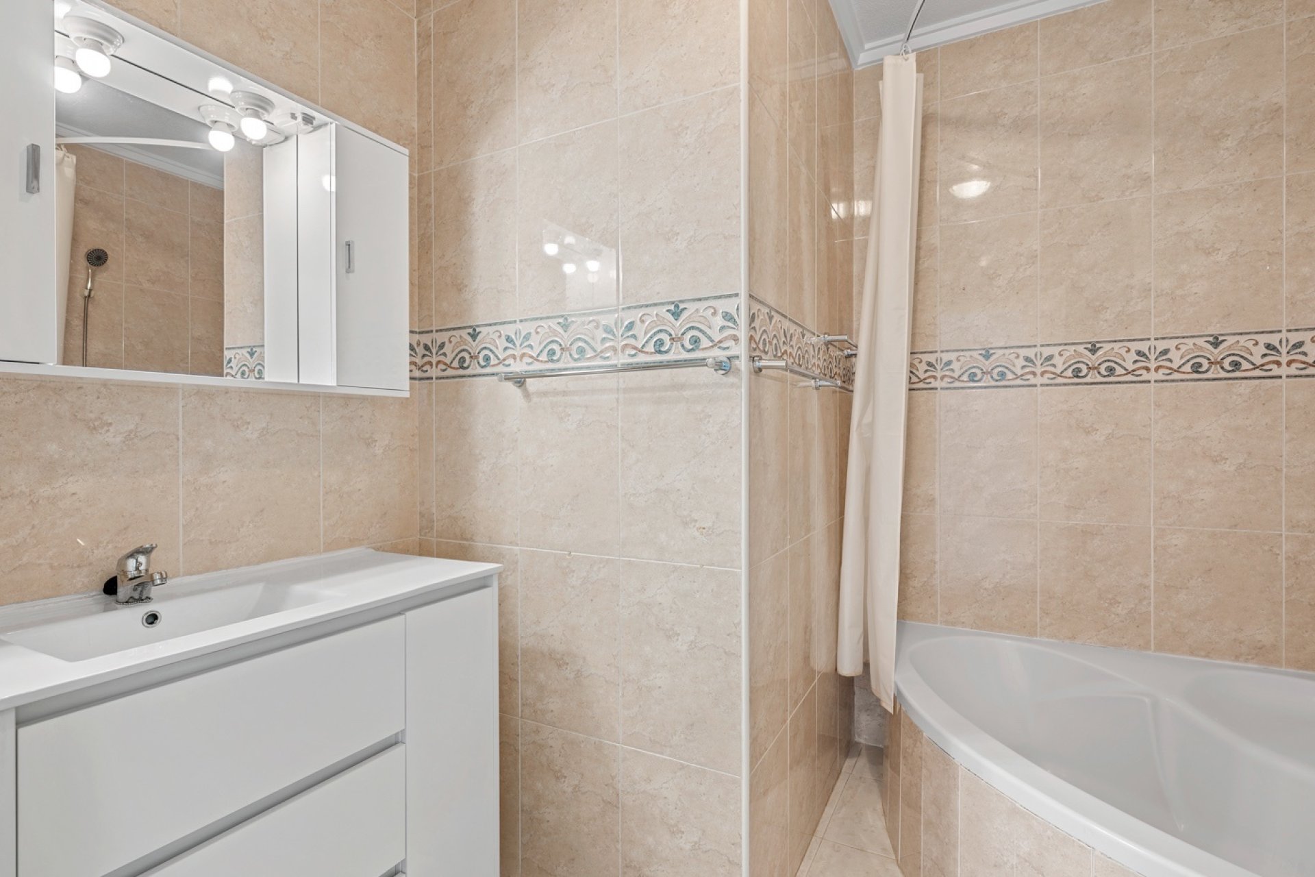 Resale - Townhouse -
Ciudad Quesada - Rojales