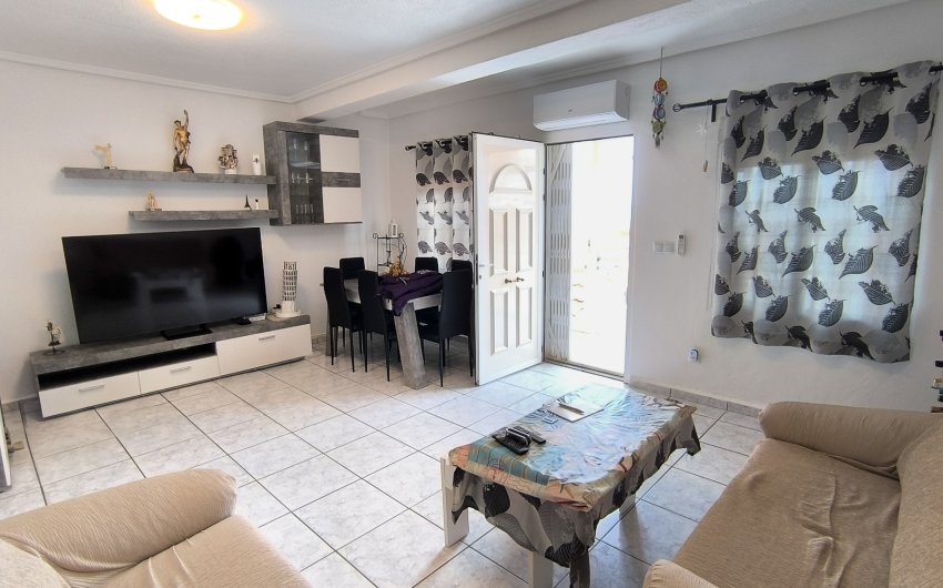 Resale - Townhouse -
Ciudad Quesada