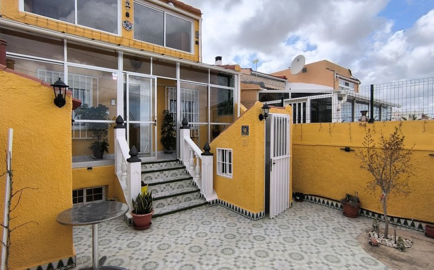 Resale - Townhouse -
Ciudad Quesada