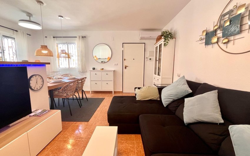 Resale - Townhouse -
Entre Naranjos - Vistabella - Entre Naranjos