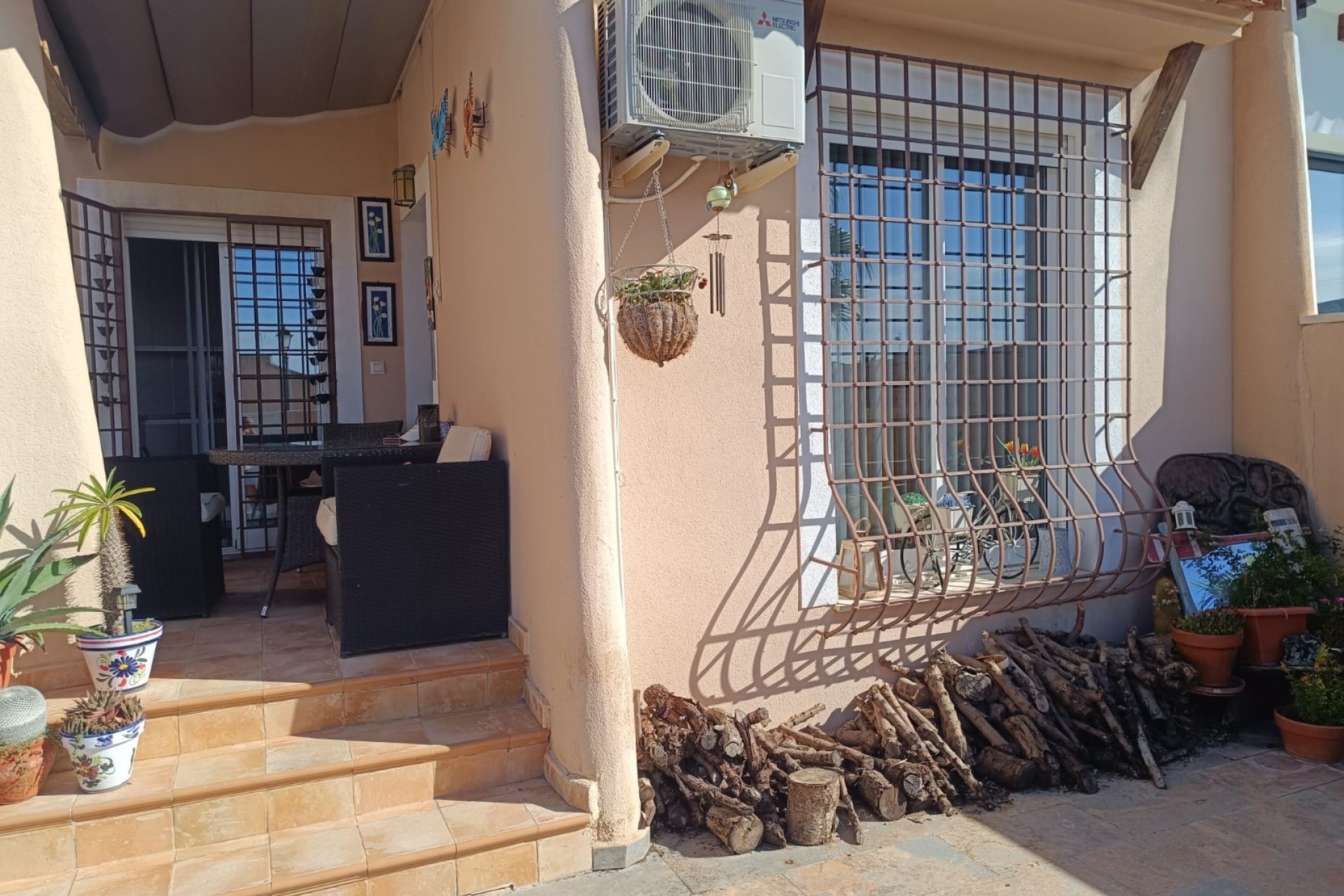 Resale - Townhouse -
Fortuna