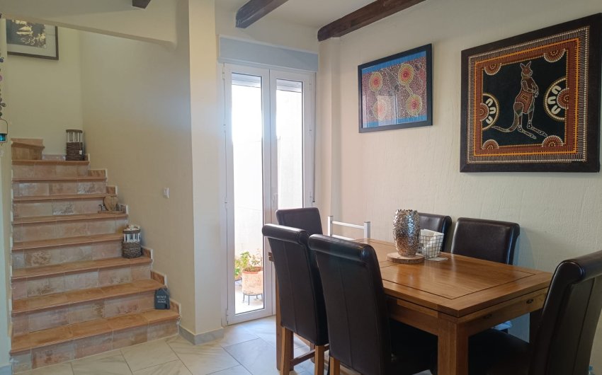 Resale - Townhouse -
Fortuna