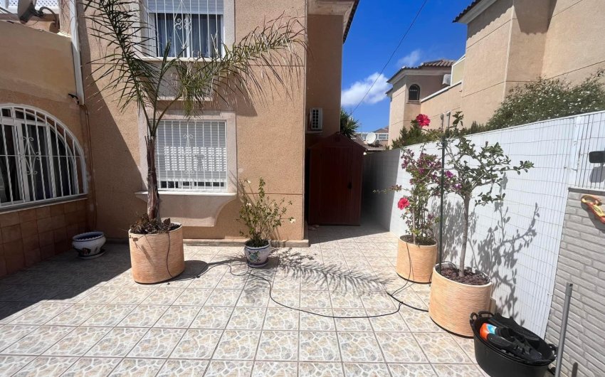 Resale - Townhouse -
Guardamar del Segura - El Moncayo