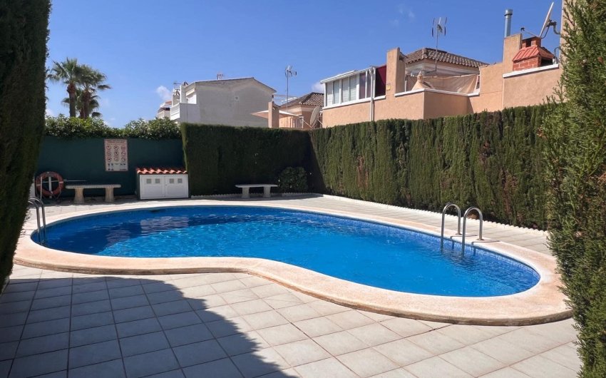 Resale - Townhouse -
Guardamar del Segura - El Moncayo