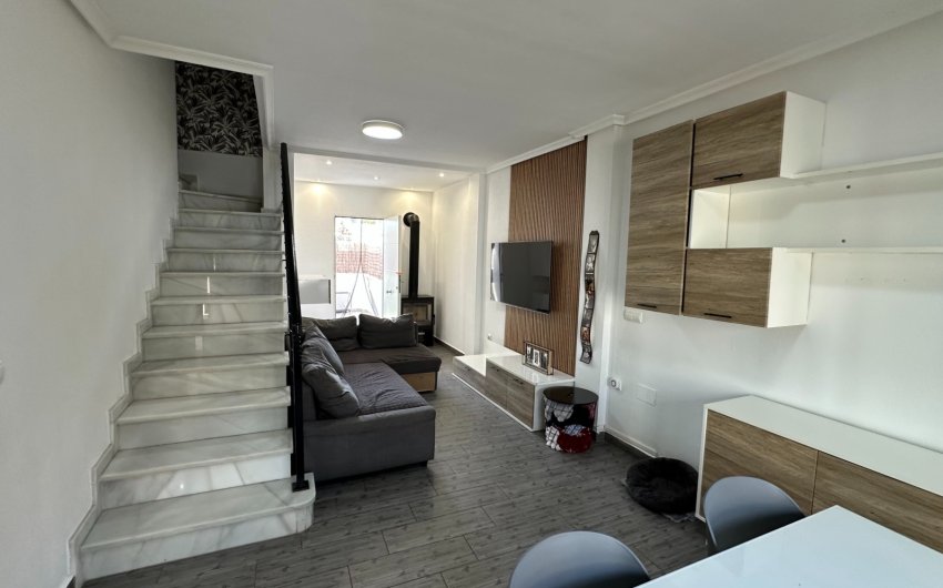 Resale - Townhouse -
Guardamar del Segura - El Raso