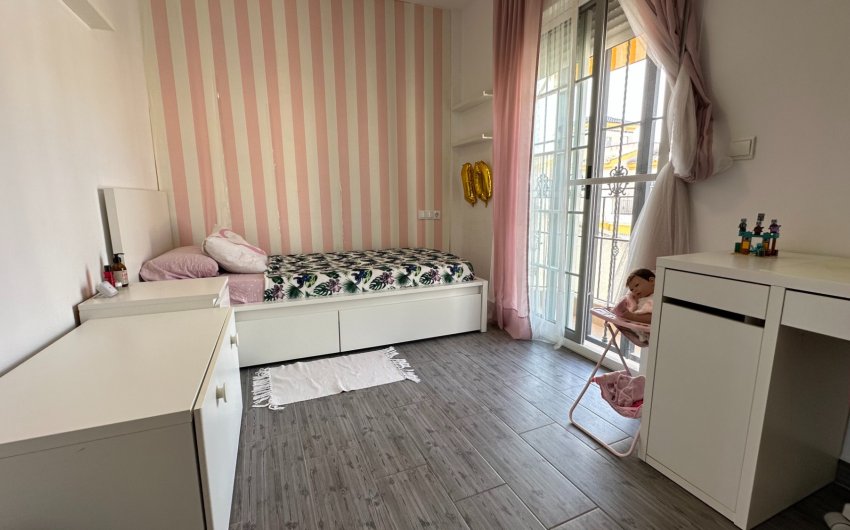 Resale - Townhouse -
Guardamar del Segura - El Raso