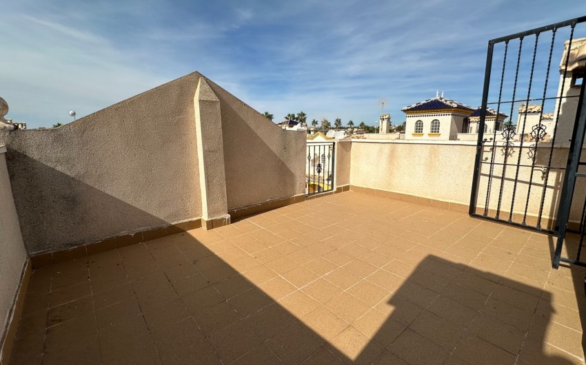 Resale - Townhouse -
Guardamar del Segura - El Raso