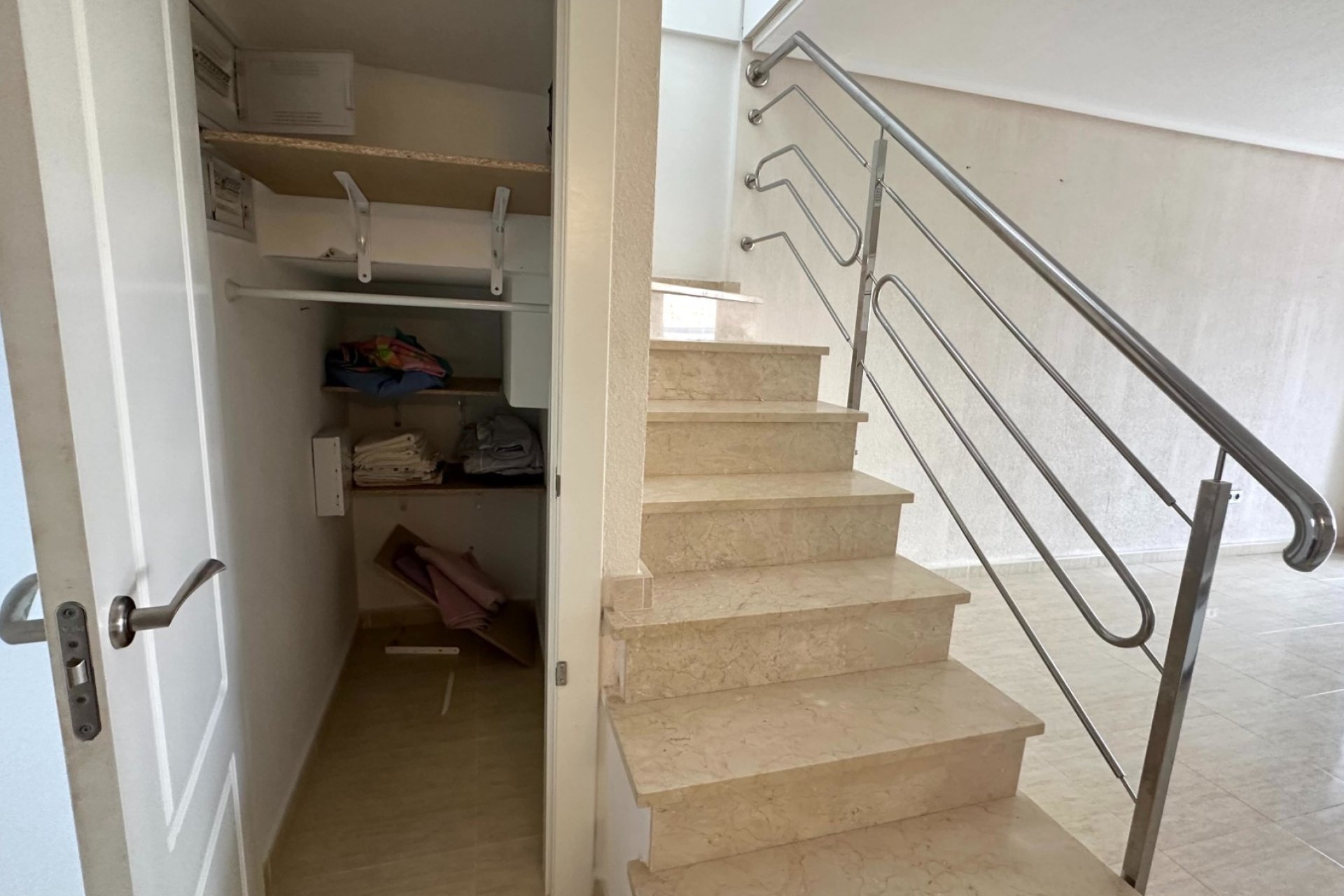 Resale - Townhouse -
Guardamar del Segura - El Raso