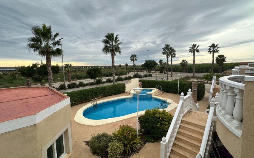 Resale - Townhouse -
Guardamar del Segura - El Raso