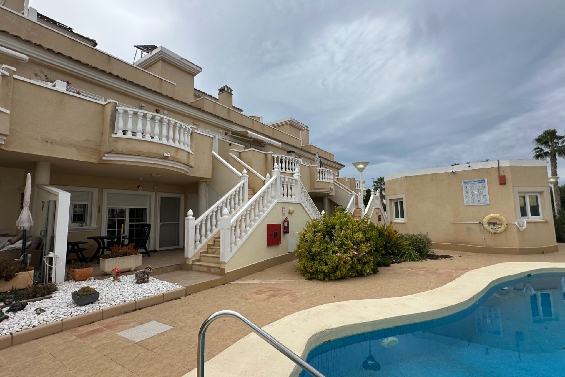 Resale - Townhouse -
Guardamar del Segura - El Raso