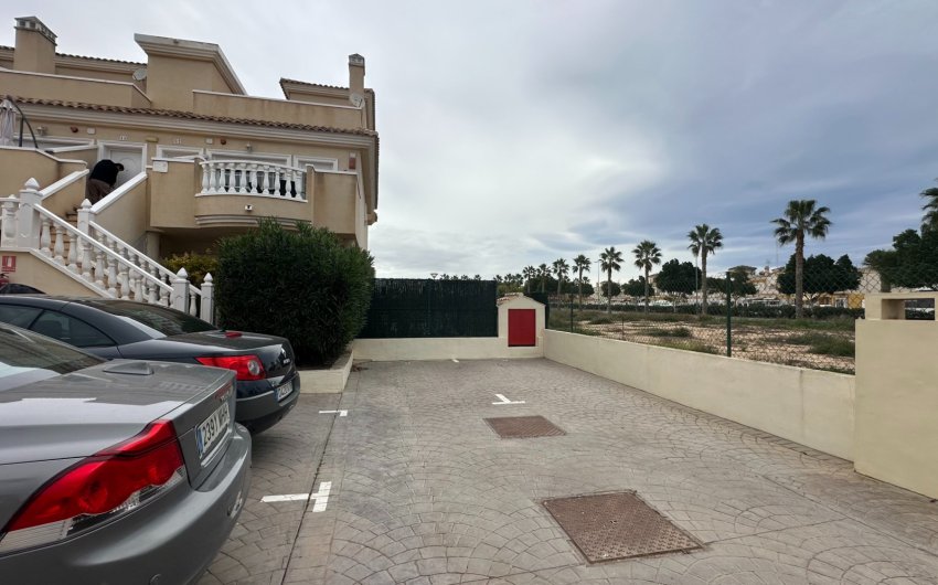 Resale - Townhouse -
Guardamar del Segura - El Raso