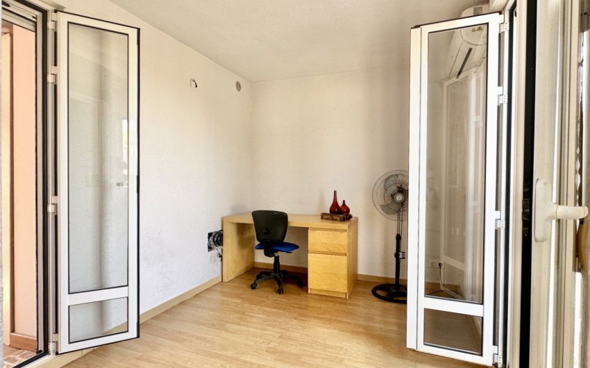 Resale - Townhouse -
Guardamar del Segura - Lomas de Polo-Pinomar