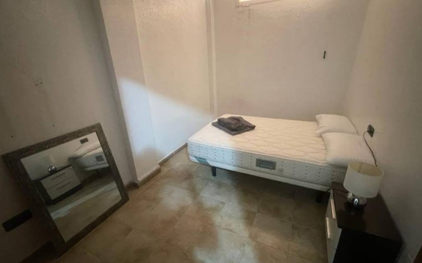 Resale - Townhouse -
Guardamar del Segura - Urbanizaciones