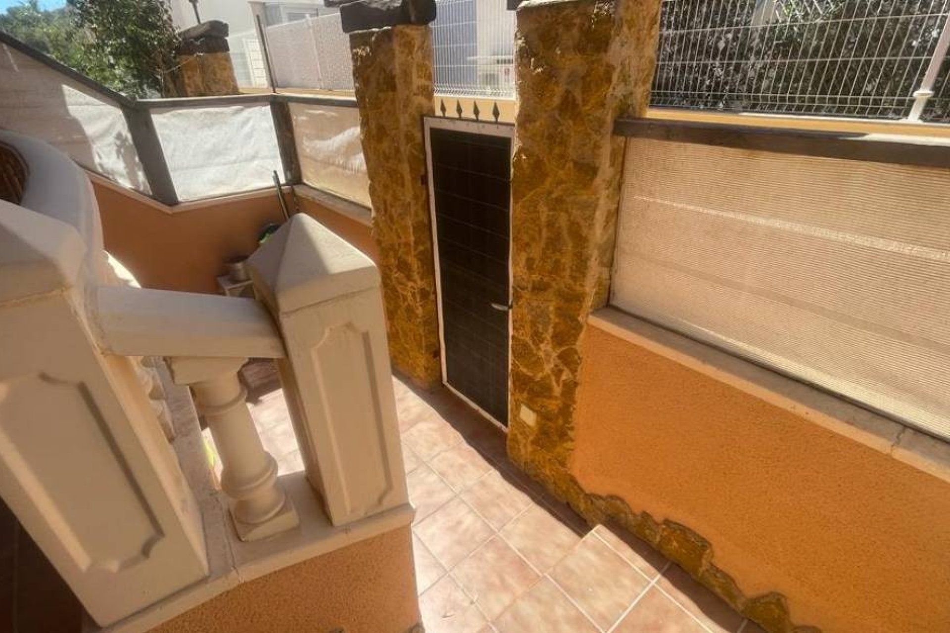 Resale - Townhouse -
Guardamar del Segura - Urbanizaciones