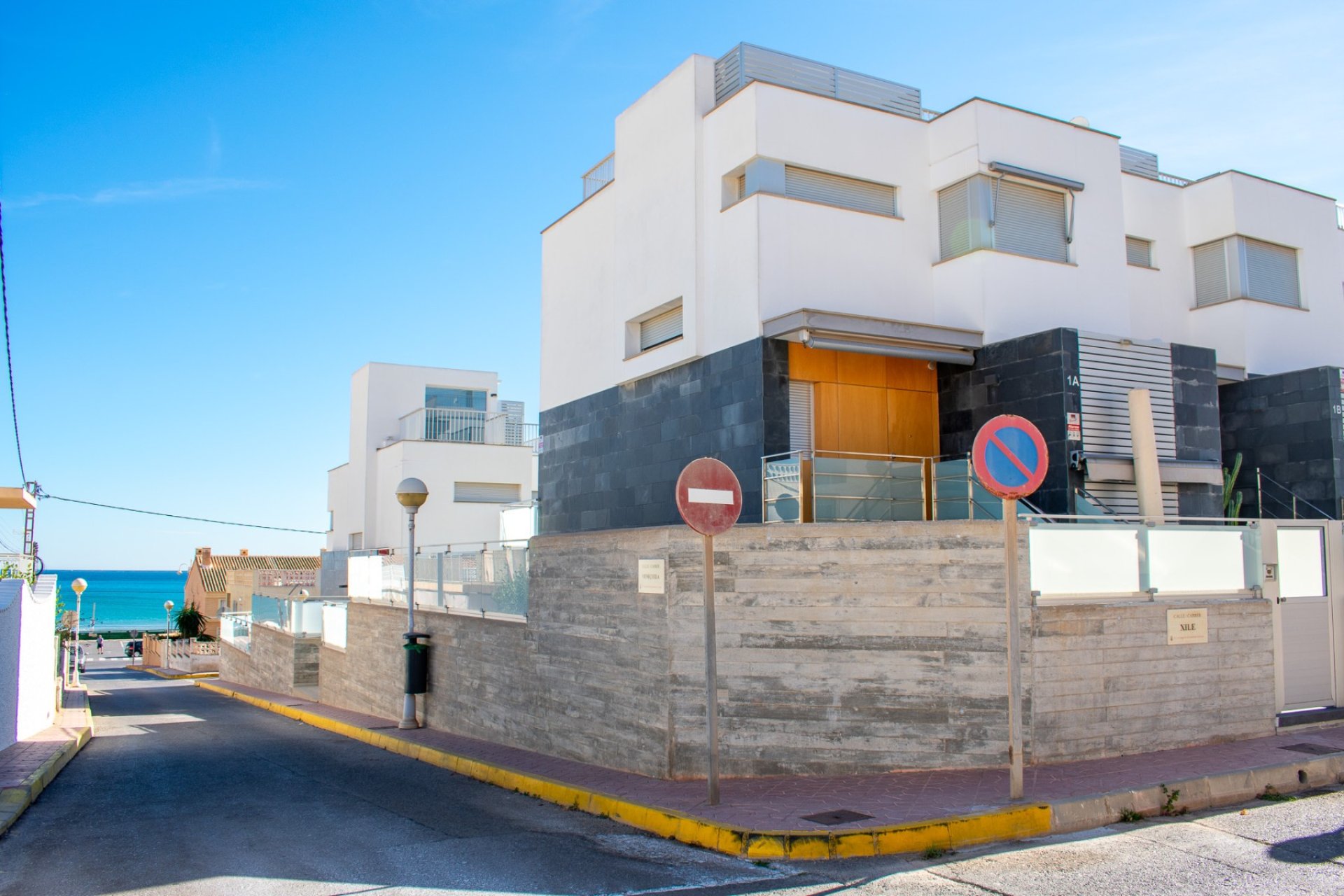 Resale - Townhouse -
Guardamar del Segura