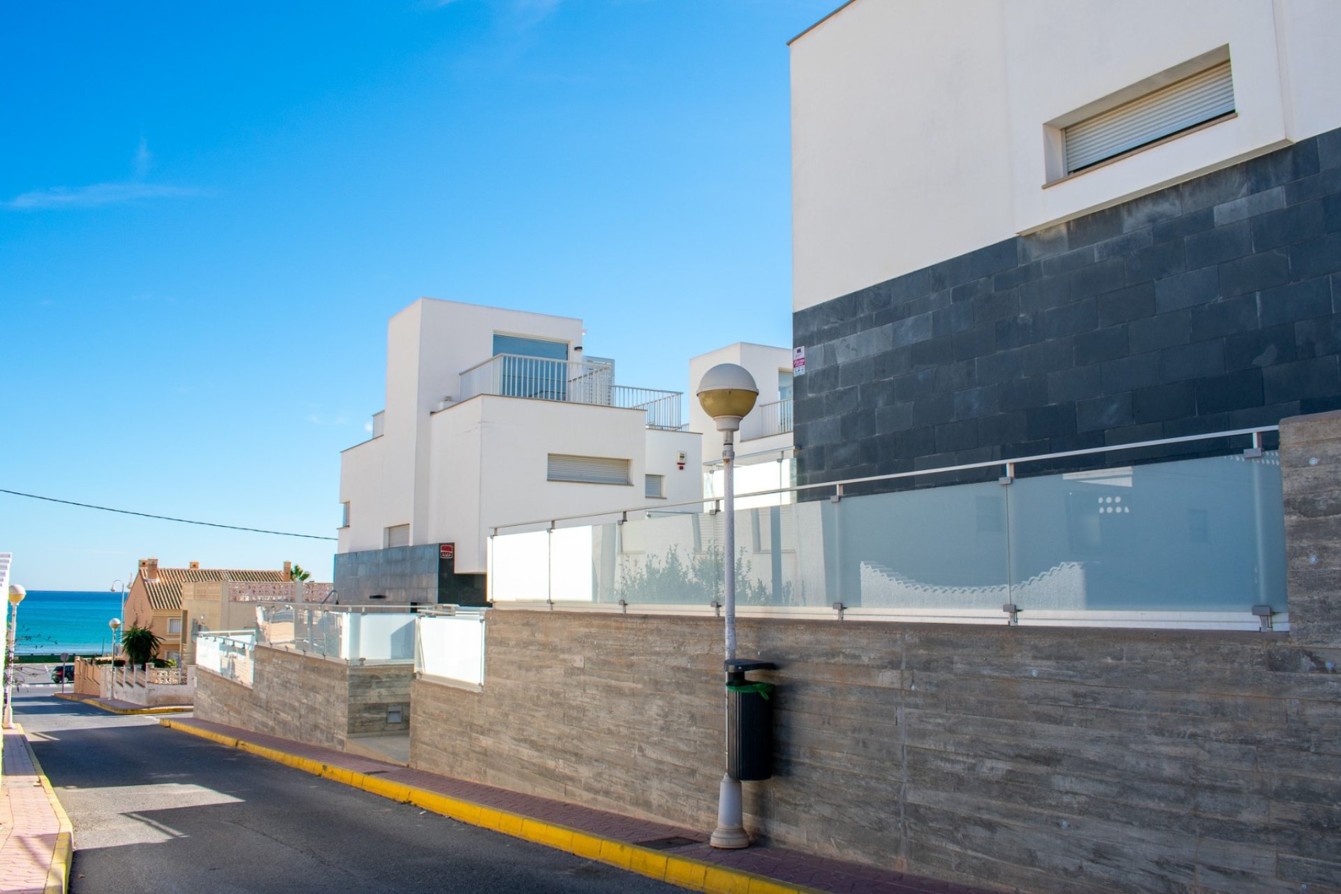 Resale - Townhouse -
Guardamar del Segura