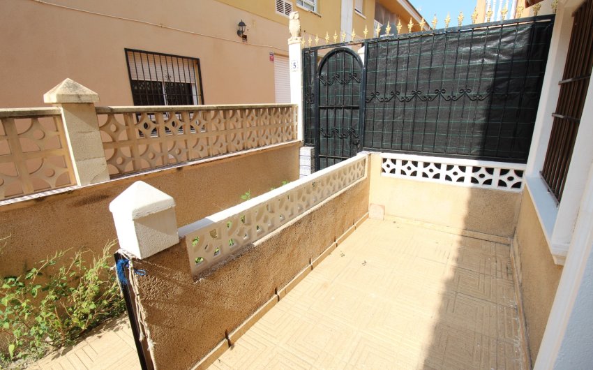 Resale - Townhouse -
La Mata - Pueblo/ PLAYA