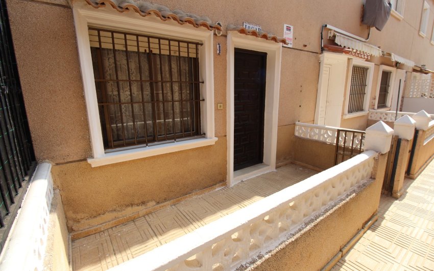 Resale - Townhouse -
La Mata - Pueblo/ PLAYA