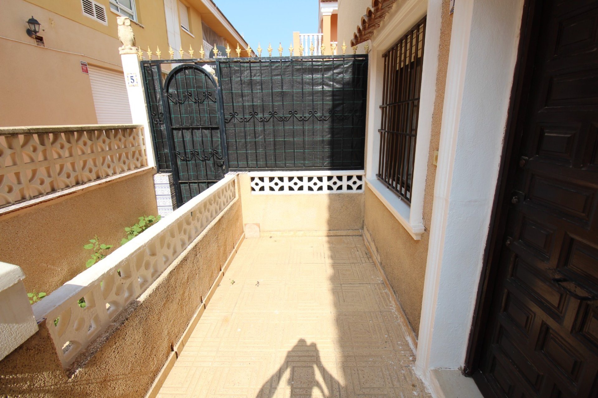 Resale - Townhouse -
La Mata - Pueblo/ PLAYA