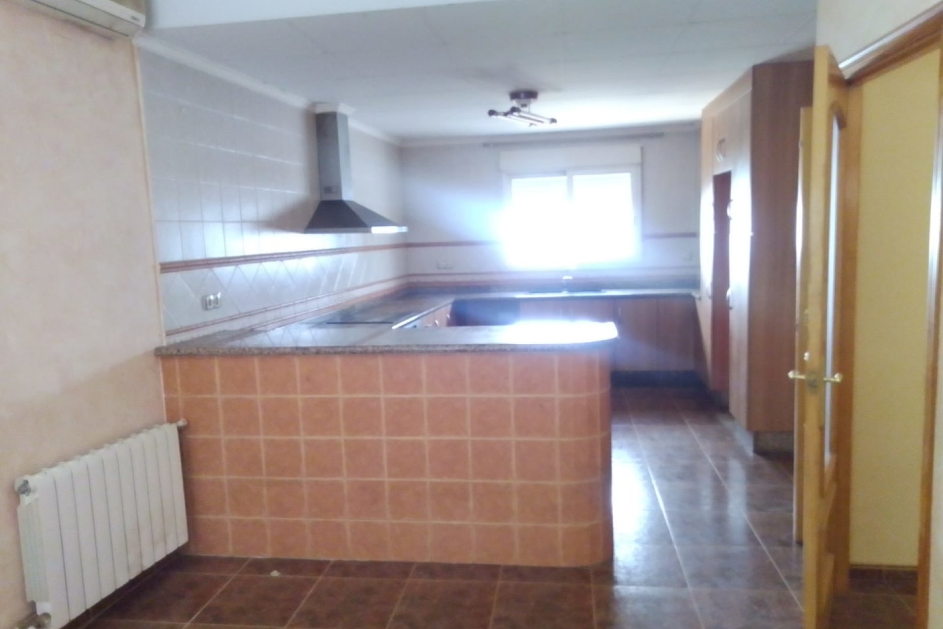 Resale - Townhouse -
La Pobla del Duc - Pobla del Duc