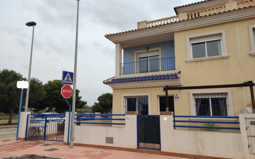Resale - Townhouse -
Los Alcazares