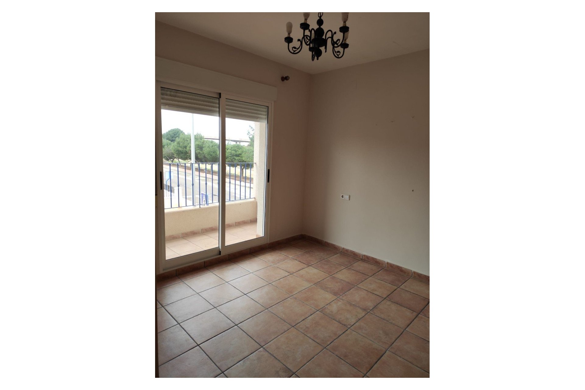 Resale - Townhouse -
Los Alcazares
