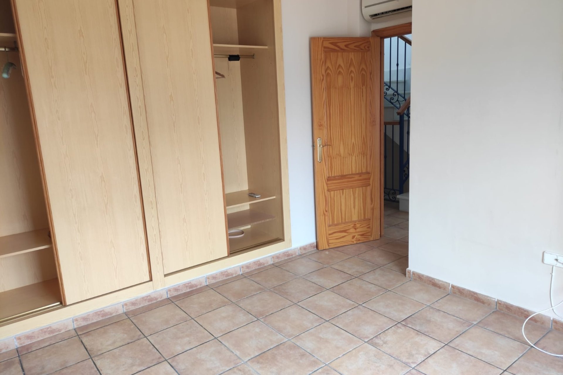 Resale - Townhouse -
Los Alcazares