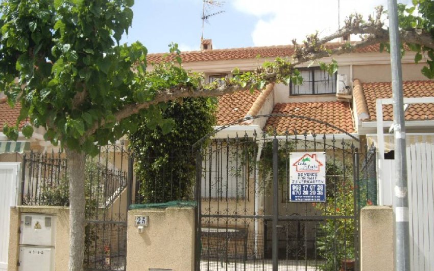 Resale - Townhouse -
Los Alcazares