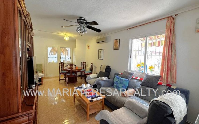 Resale - Townhouse -
Los Narejos - Urb. Oasis