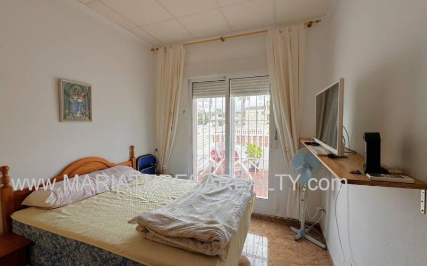Resale - Townhouse -
Los Narejos - Urb. Oasis