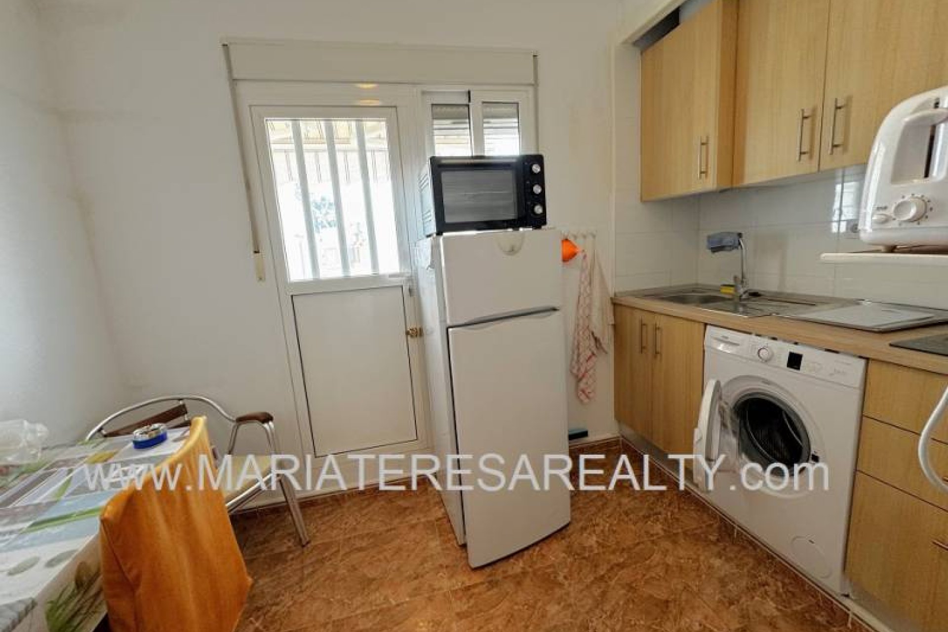 Resale - Townhouse -
Los Narejos - Urb. Oasis