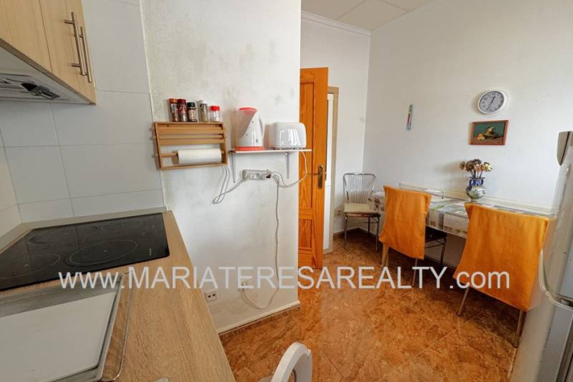 Resale - Townhouse -
Los Narejos - Urb. Oasis