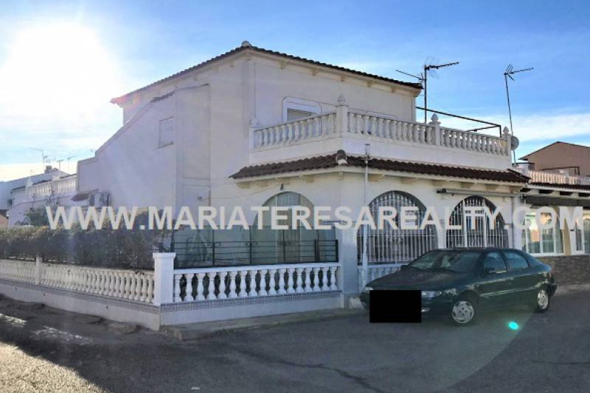 Resale - Townhouse -
Los Narejos - Urb. Oasis