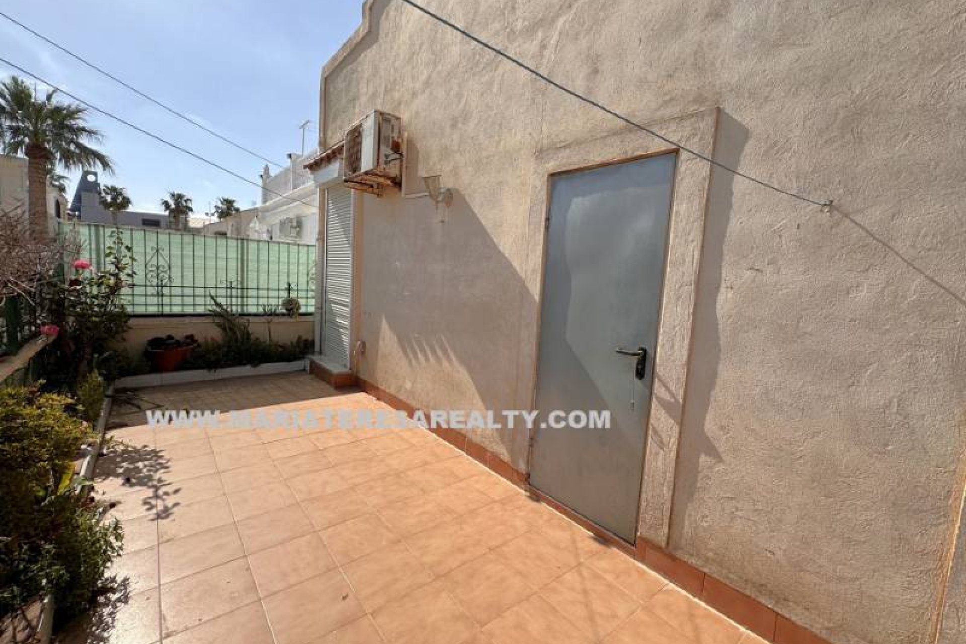 Resale - Townhouse -
Los Narejos - Urb. Oasis