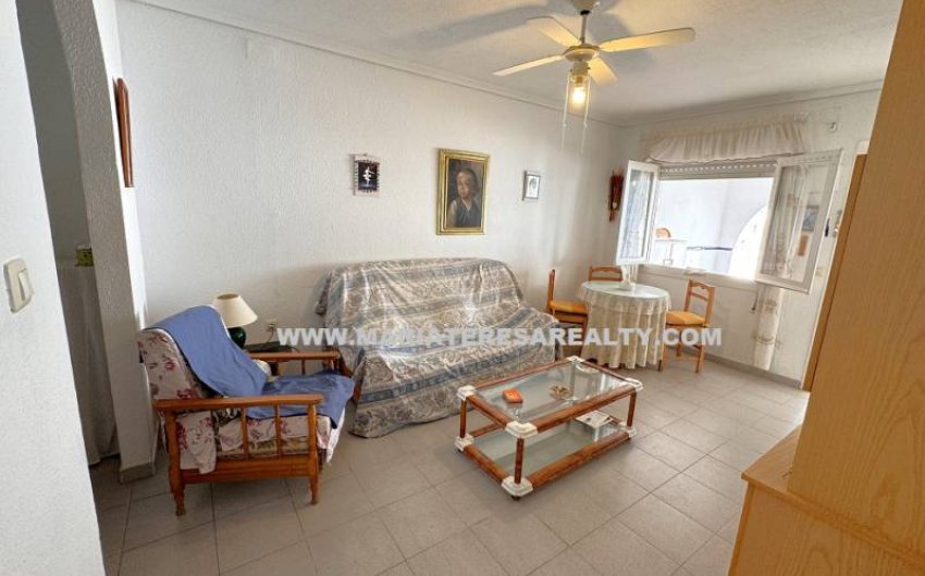 Resale - Townhouse -
Los Narejos - Urb. Oasis