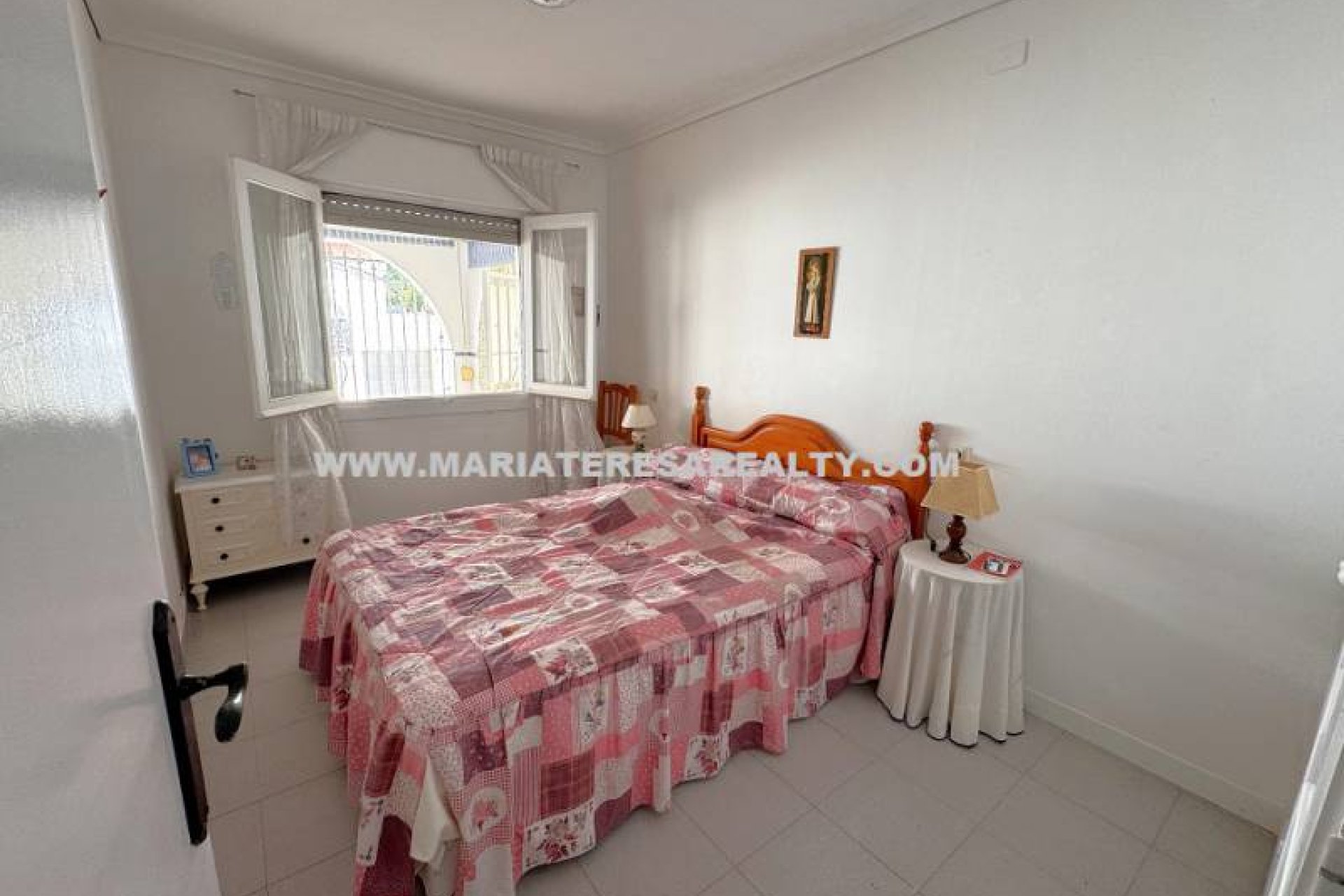 Resale - Townhouse -
Los Narejos - Urb. Oasis