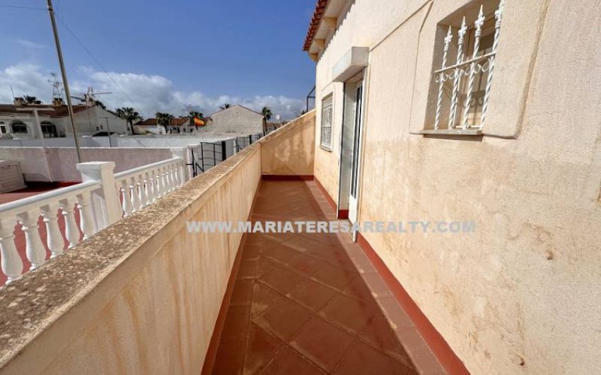 Resale - Townhouse -
Los Narejos - Urb. Oasis