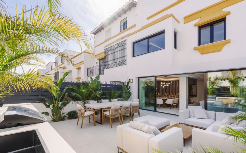 Resale - Townhouse -
Marbella - Golden Mile